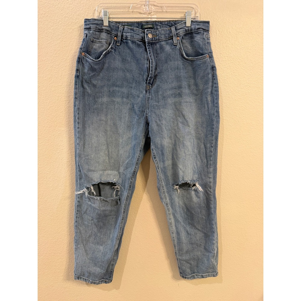 Wild Fable Highest Rise Mom Jeans Distressed Denim 14W High Waisted Distress